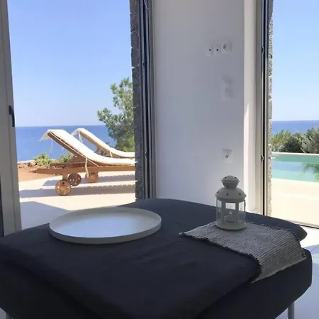 Avra Villa